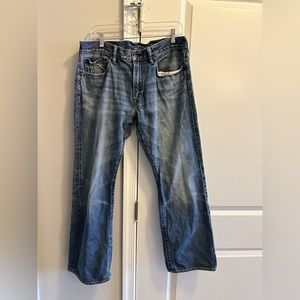 Men’s lived-in boot cut 34x30 jeans